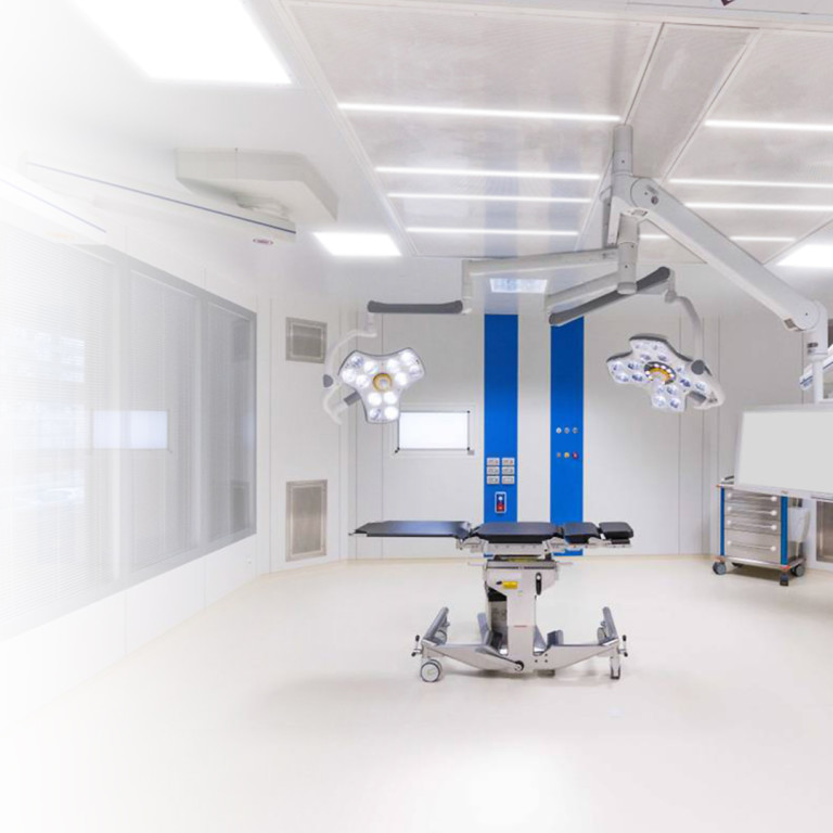 Lighting fittings for operating rooms